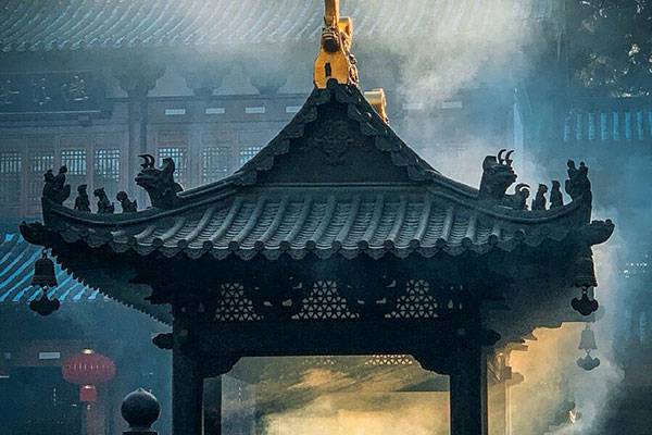 八字日柱吉凶详解，你的出生日到底藏着什么秘密？-第1张图片-慢点富算命网
